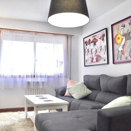 Curros Enriquez Rd, Centrico, Plaza Garage Apartment Ourense Ngoại thất bức ảnh